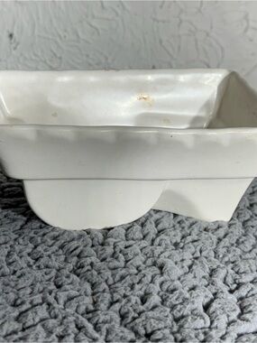 Vintage Hull Wheelbarrow Planter #450 marked USA